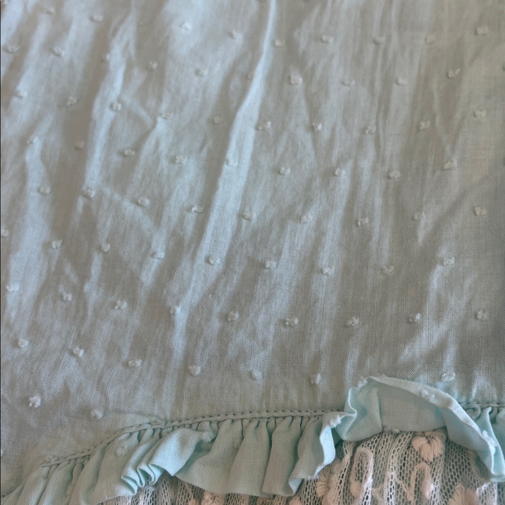 Heirloom Polly Flinders - Light Blue Lace Trim Dress, Swiss Dot,‎ 4T - Picture 6 of 7